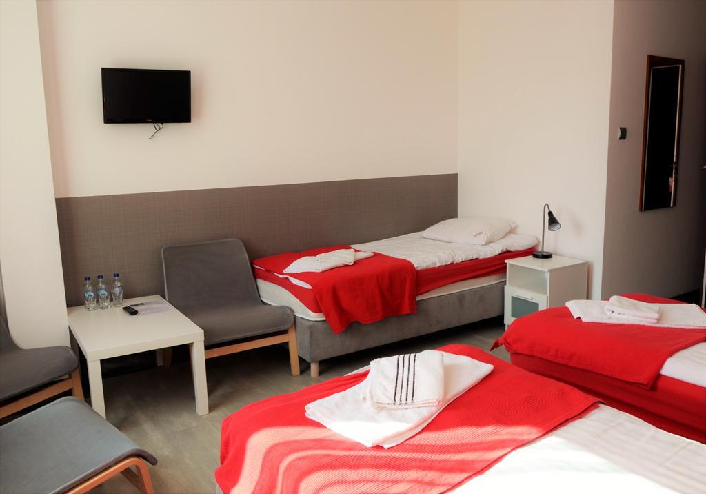 Hotel Кельце Экстерьер фото
